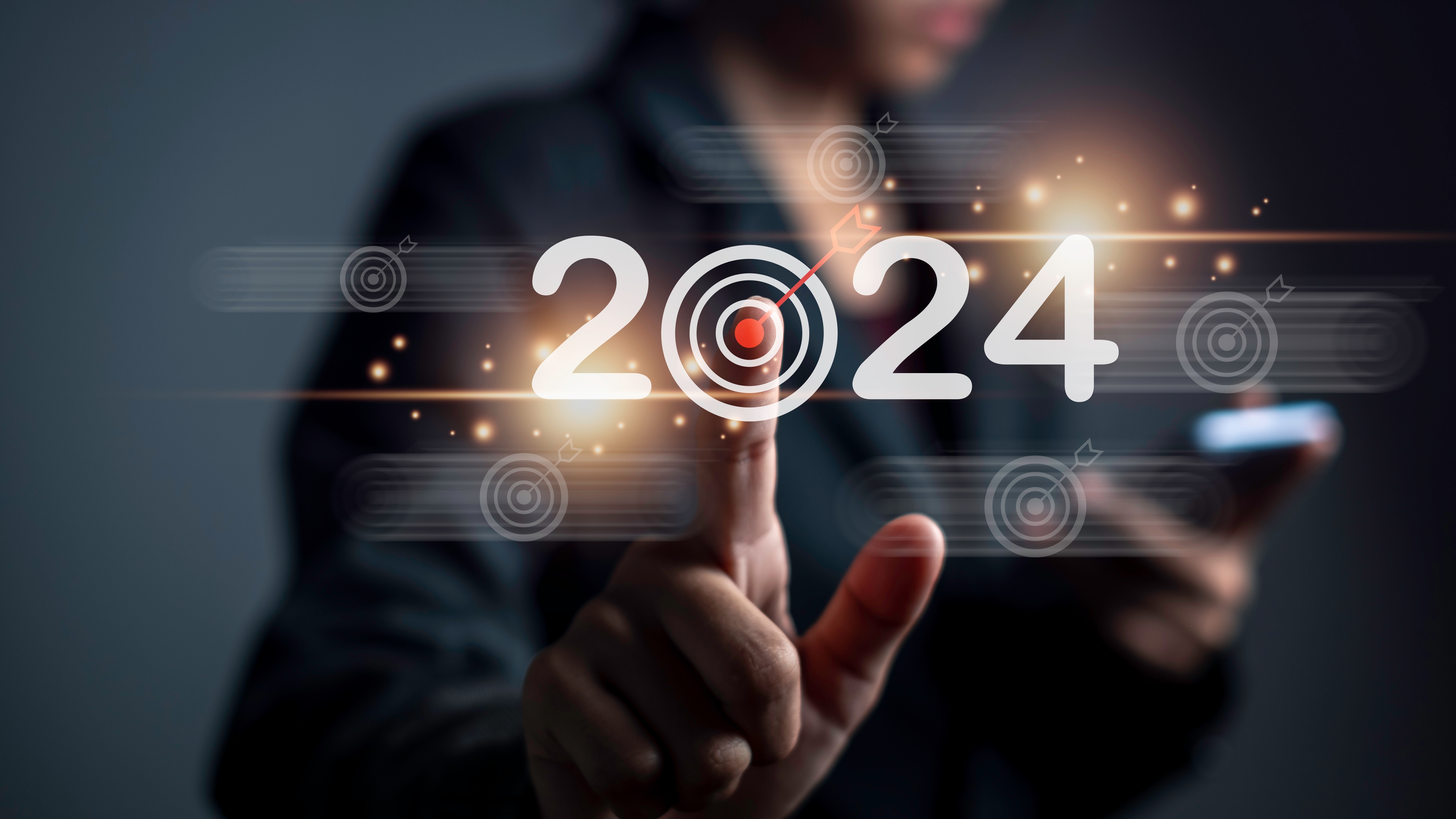איך למקסם את התשואה שלך ב-2024: המדריך המלא להטבות מס